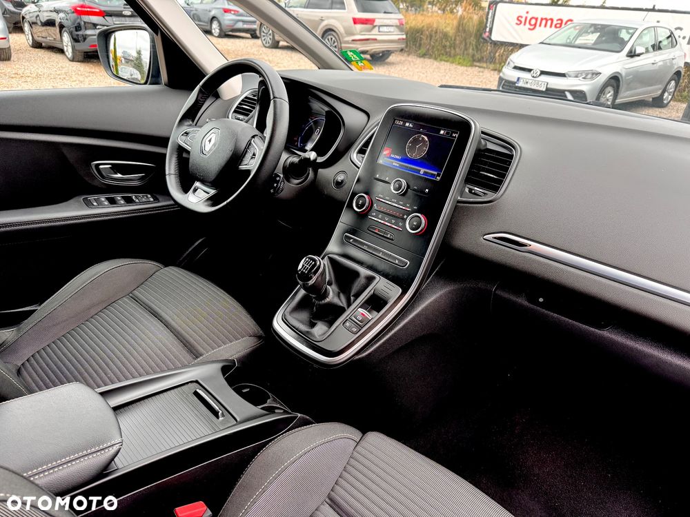 Renault Grand Scenic Gr 1.3 TCe Energy Bose - 32