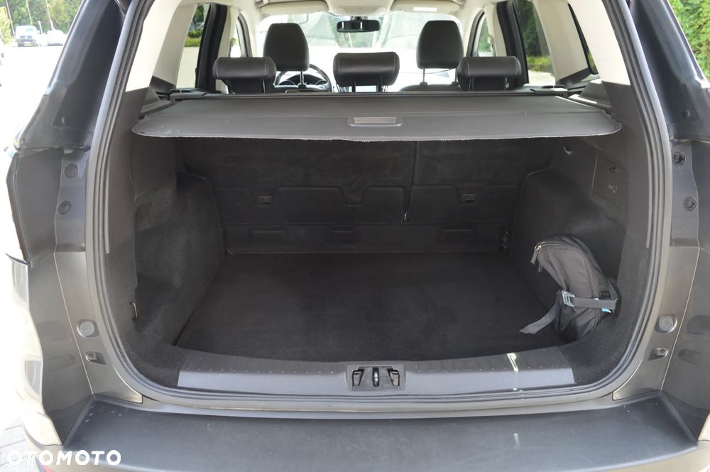 Ford Kuga 2.0 TDCi AWD Titanium - 11