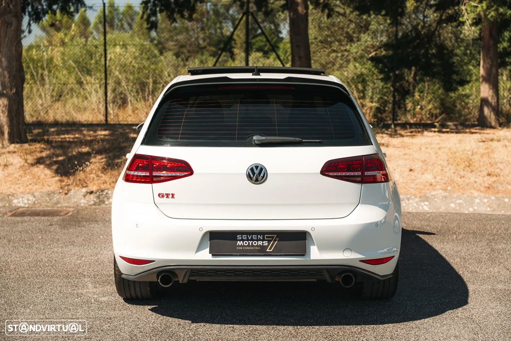 VW Golf 2.0 TSi GTi DSG Performance - 21