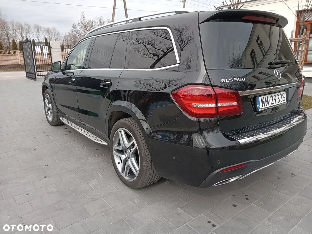 Mercedes-Benz GLS - 8