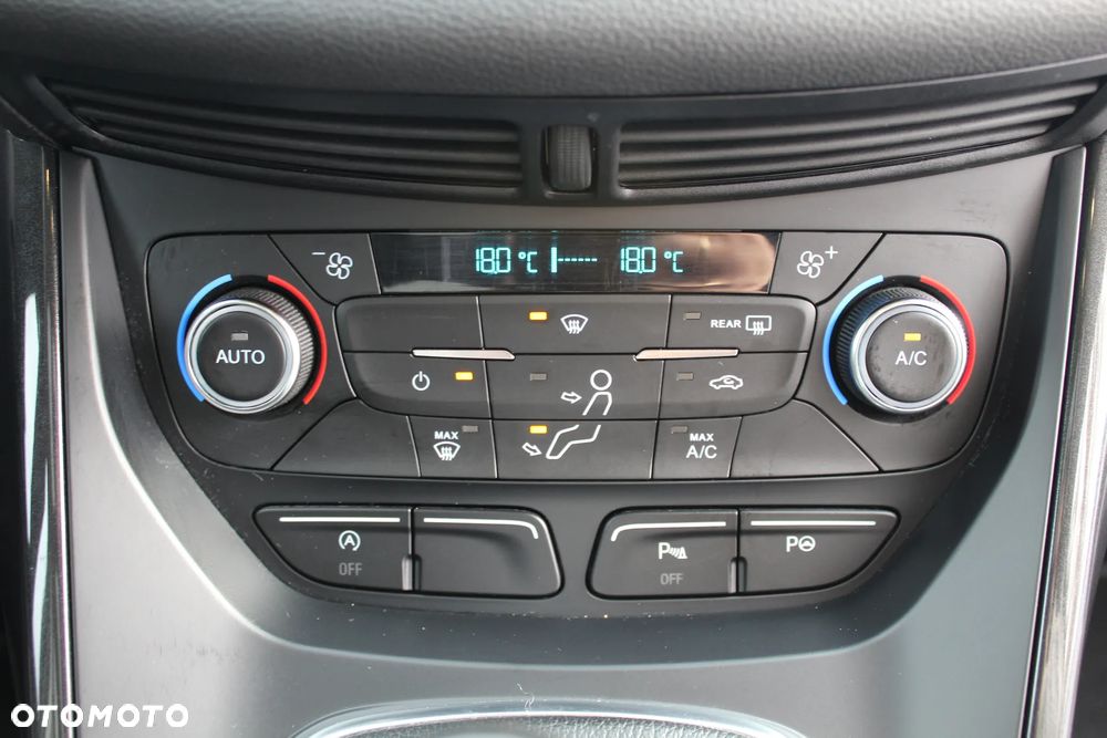 Ford Kuga 1.5 EcoBoost FWD Titanium ASS - 33