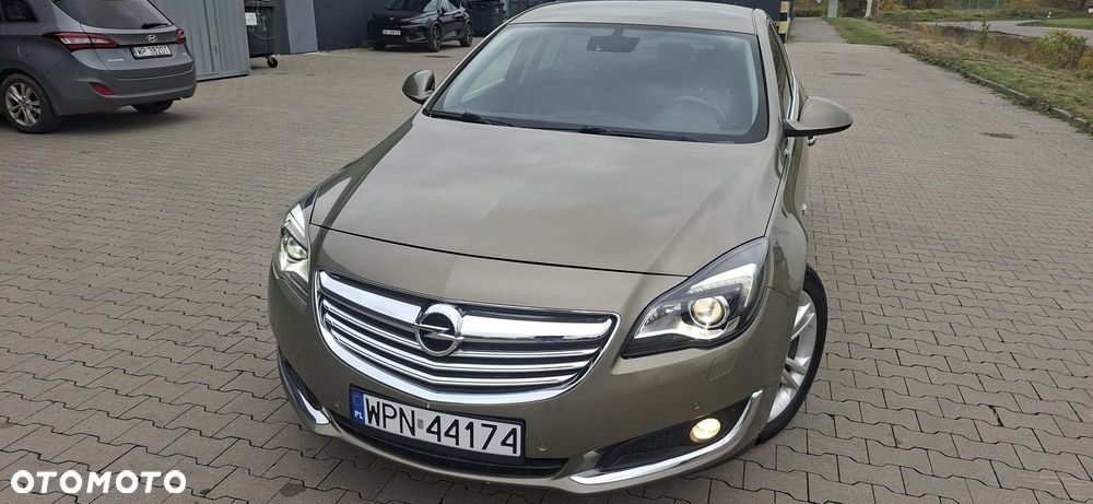 Opel Insignia 1.4 T Cosmo S&S - 23