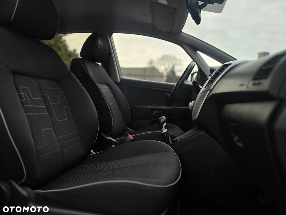 Kia Venga - 20