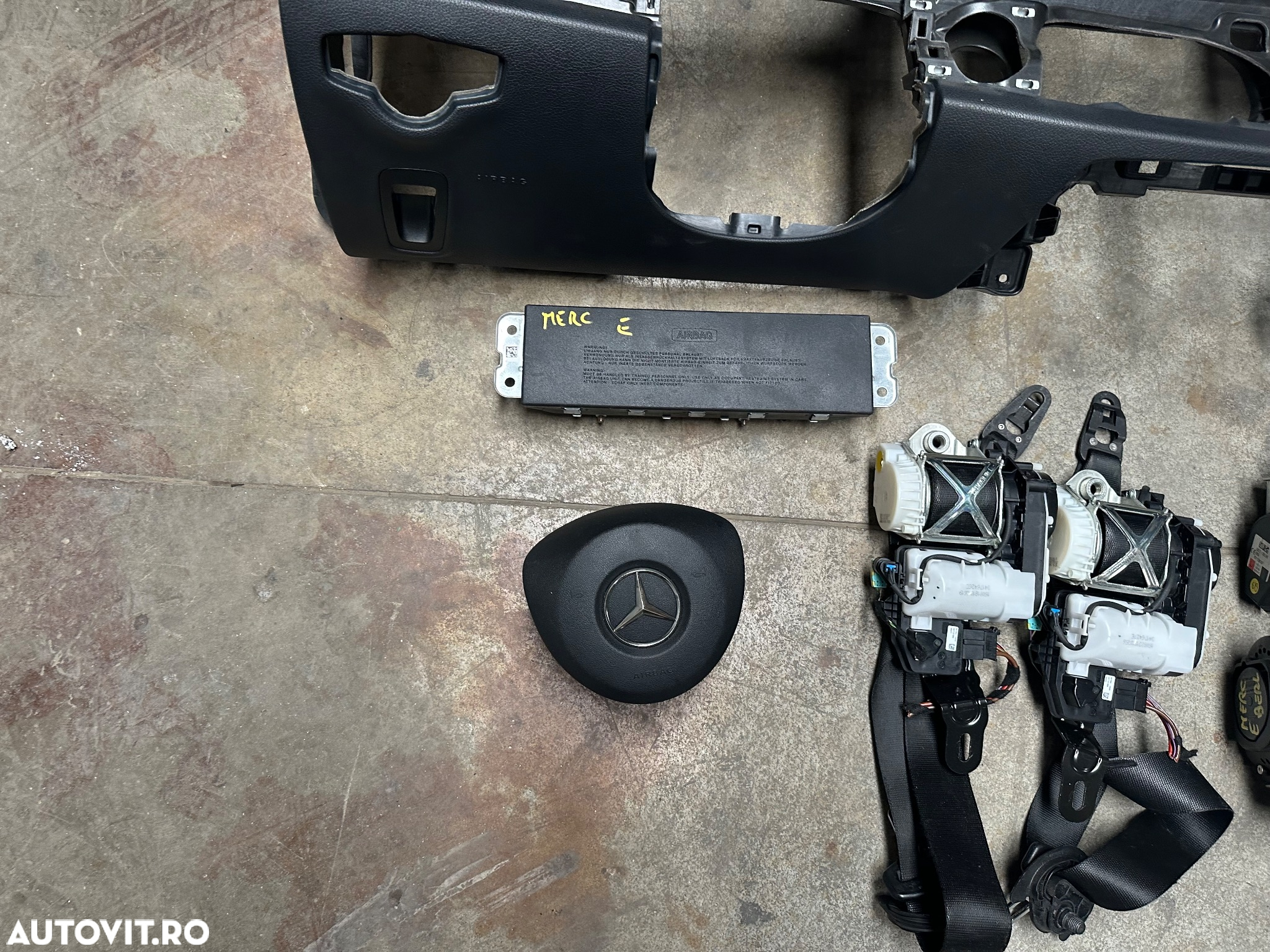 Plansa bord si airbaguri MERCEDES E-class W213 an 2016-2022 - 2