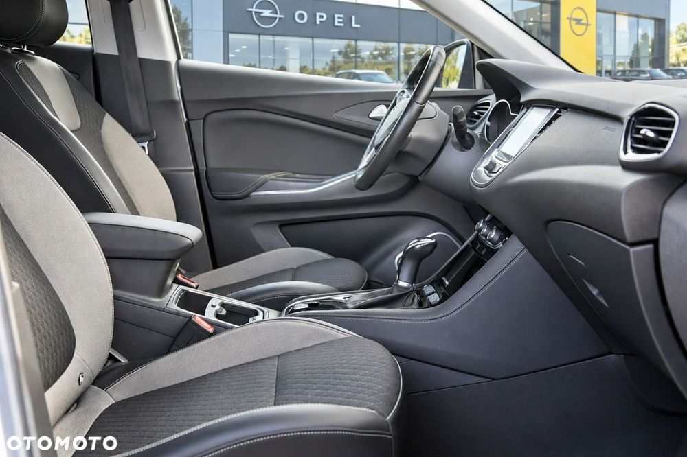 Opel Grandland X - 18