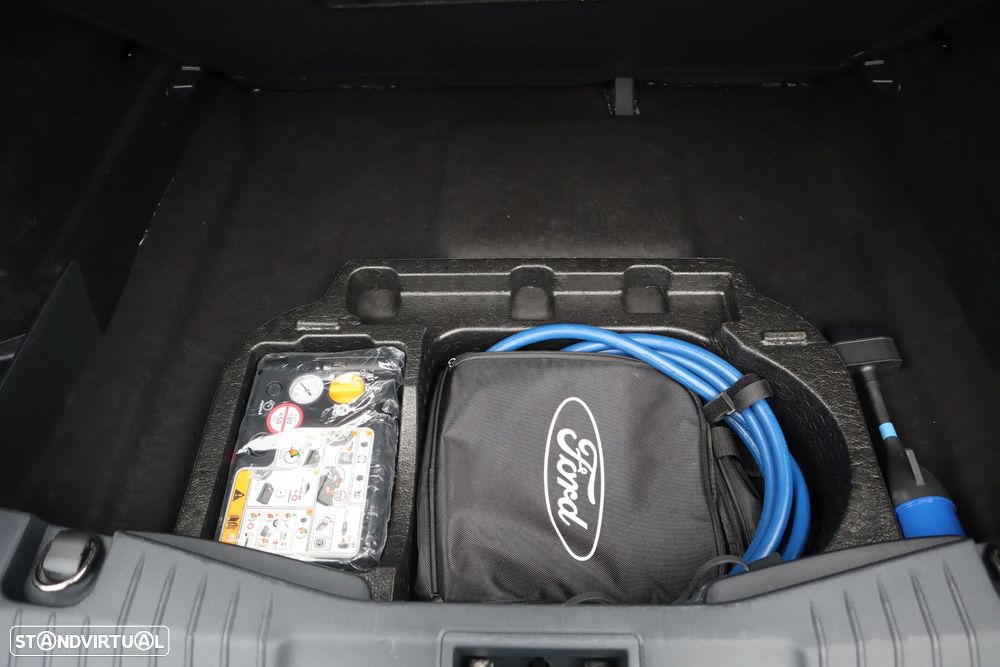 Ford Mustang Mach-E Alargada - 14