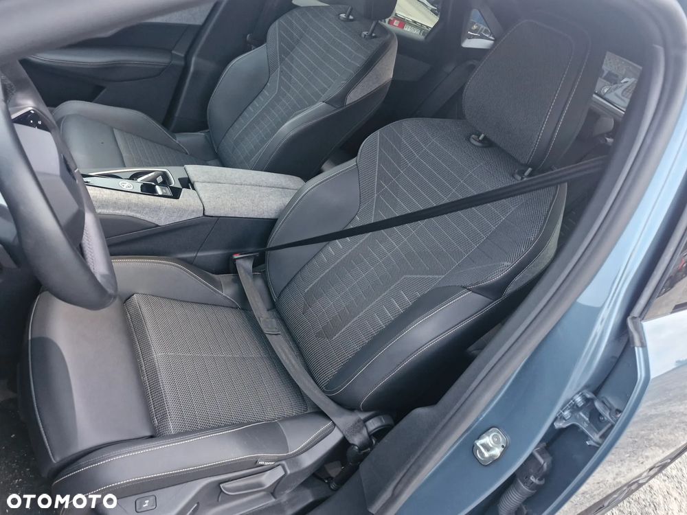 Peugeot 3008 1.2 PureTech mHEV Allure Pack S&S e-DCS6 - 16