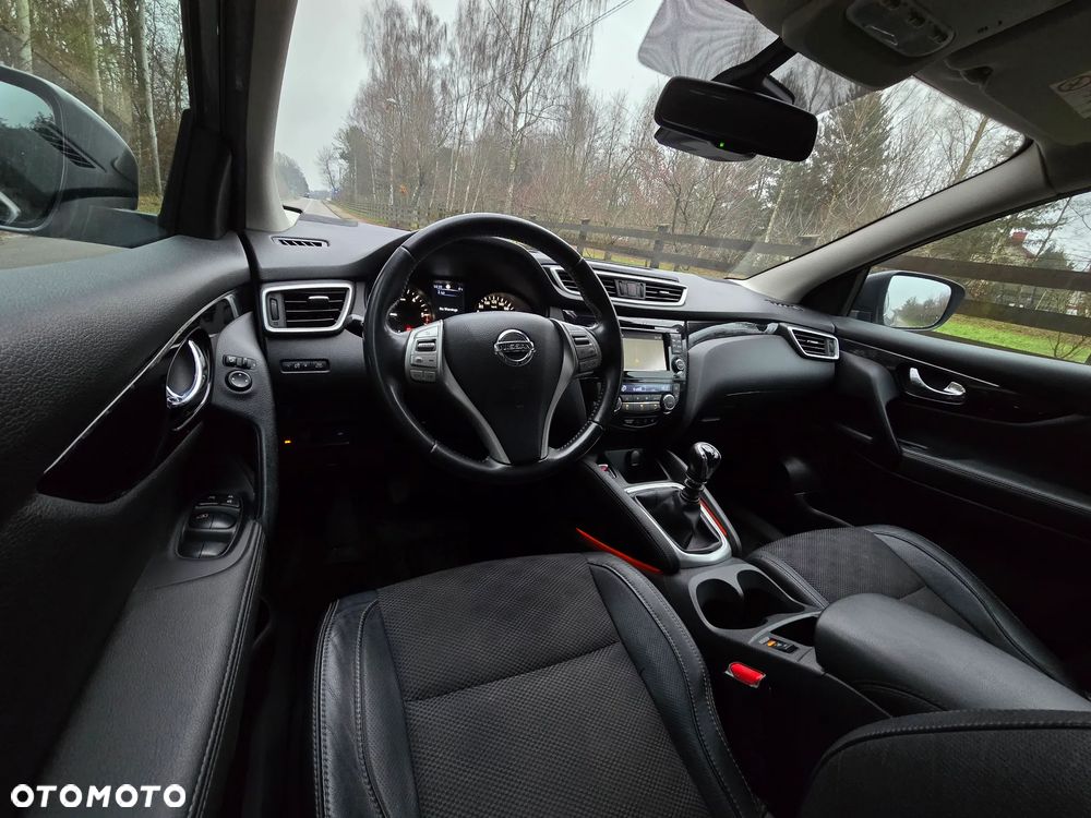 Nissan Qashqai 1.6 dCi Tekna - 26