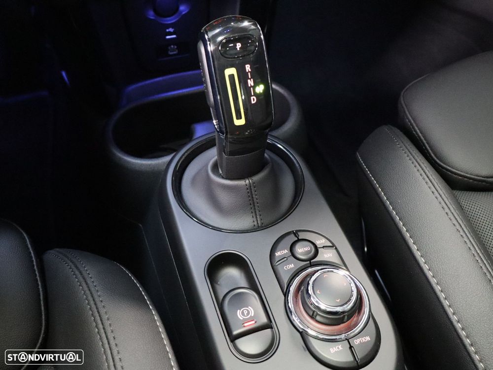 MINI 3 Portas Cooper SE - 18