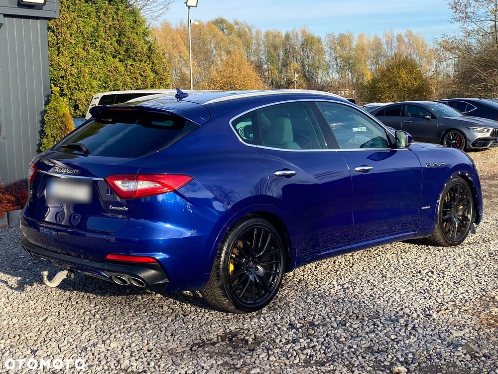 Maserati Levante - 2