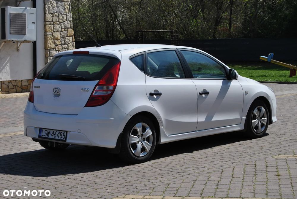 Hyundai i30 1.6 Comfort - 3