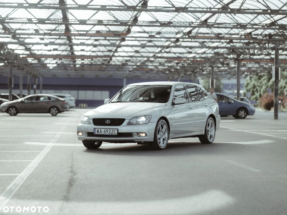 Lexus IS 200 SC Prestige - 35