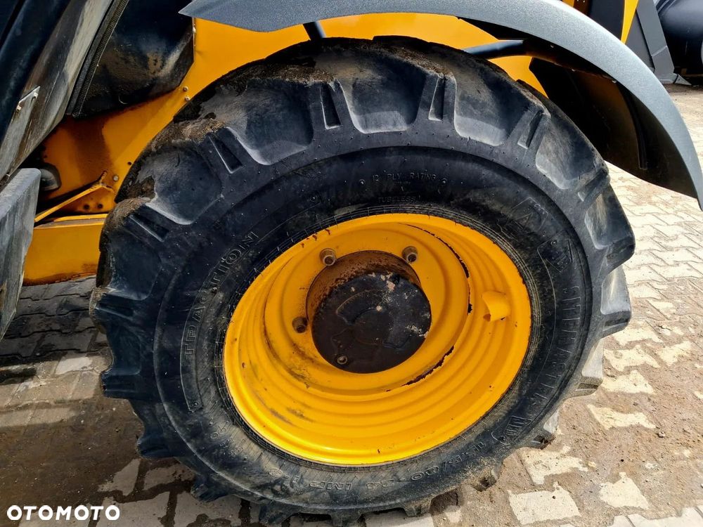 JCB Ładowarka teleskopowa 535-95 - 11
