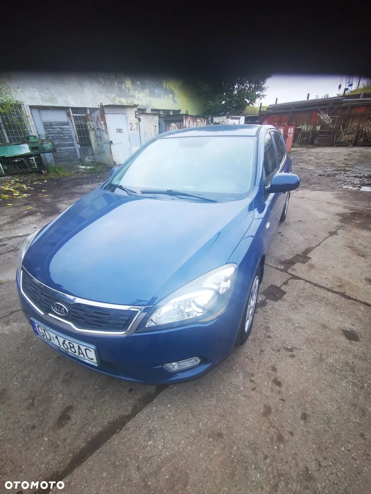 Kia Ceed - 5