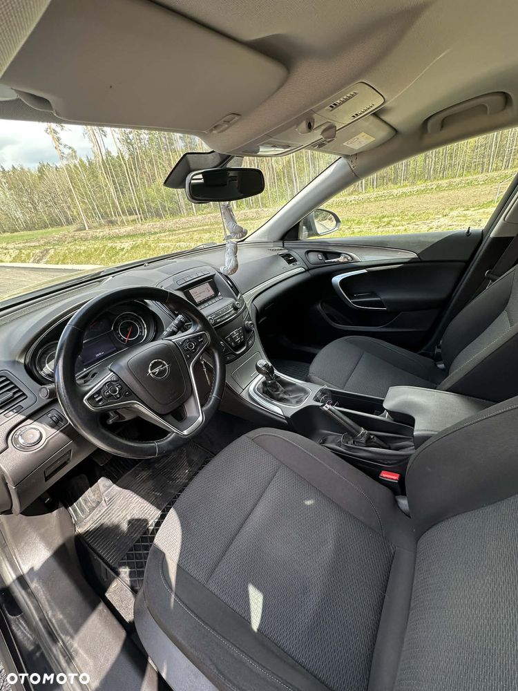 Opel Insignia - 15