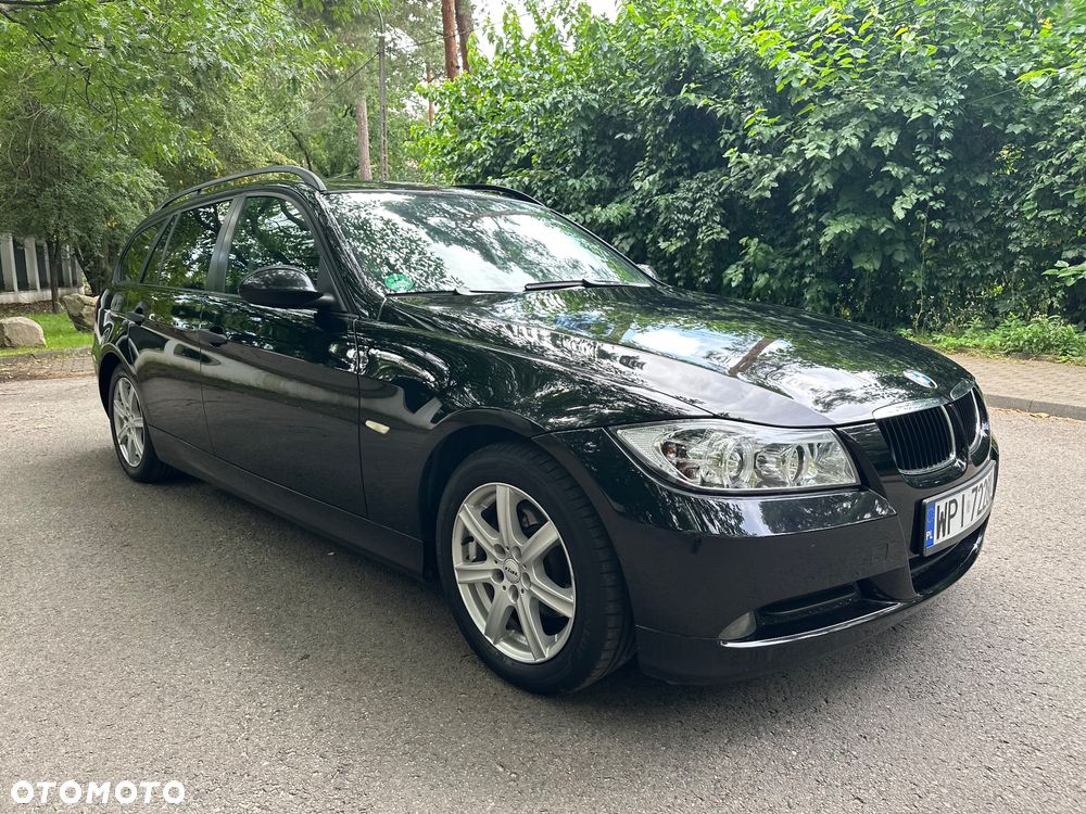 BMW Seria 3 318i - 22