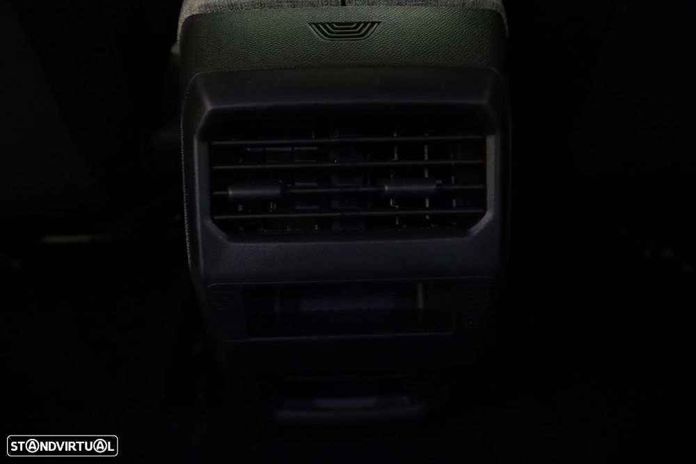 Peugeot 3008 1.2 Hybrid Allure e-DCS6 - 21