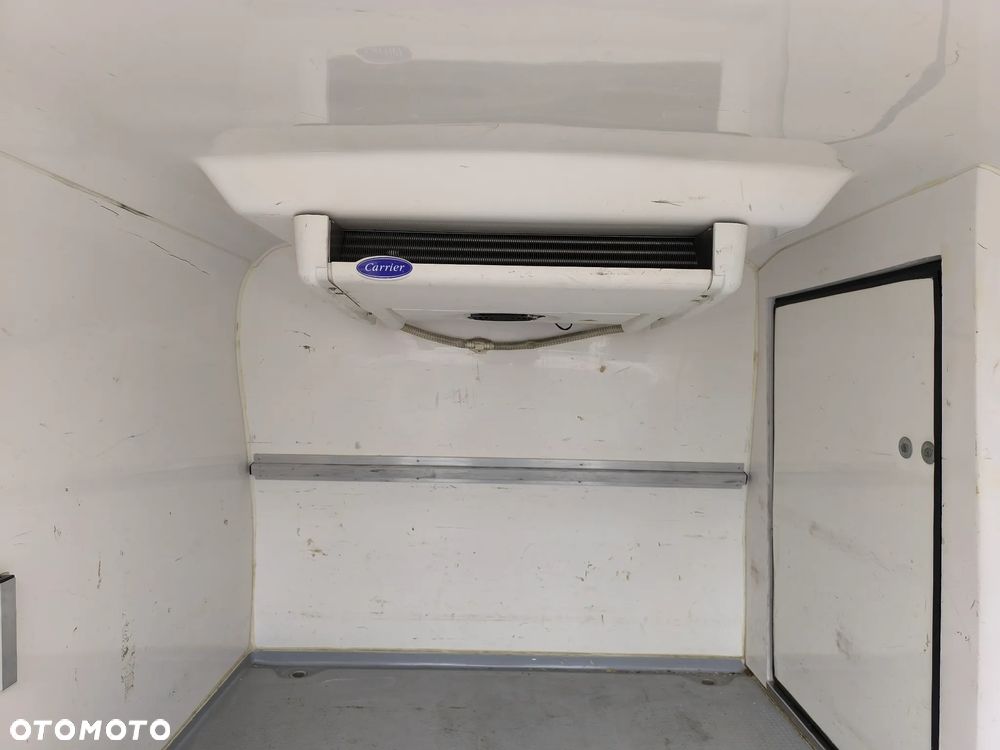 Nissan NV300 - 13