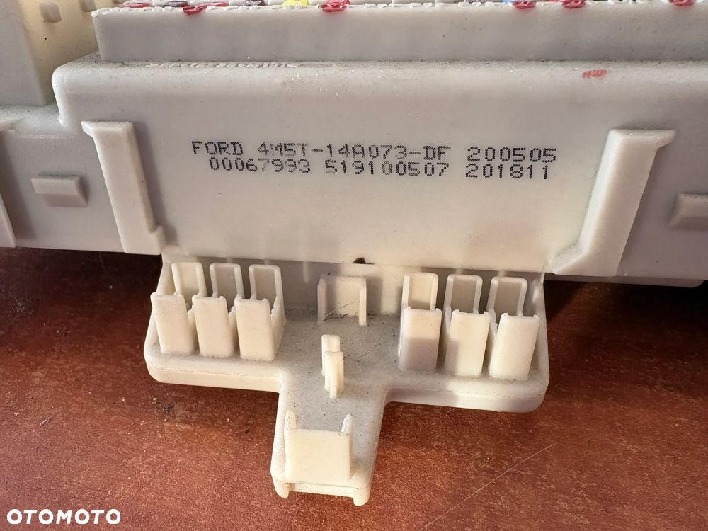 SKRZYNKA BEZPIECZNIKÓW BSI FORD C-MAX MK1 FOCUS MK2 4M5T-14A073-DF 7M5T-14A073-DG - 8