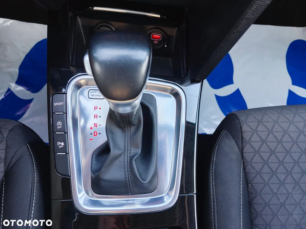 Kia Ceed 1.6 CRDi DCT Spirit - 32