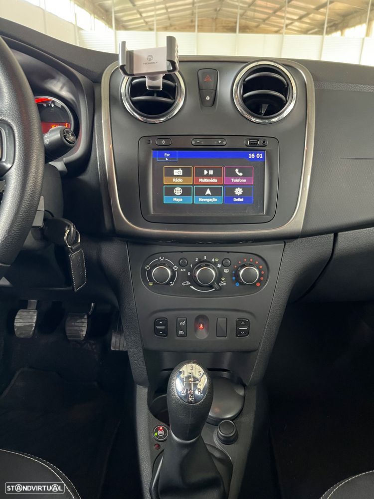 Dacia Logan MCV 0.9 TCe Stepway - 10