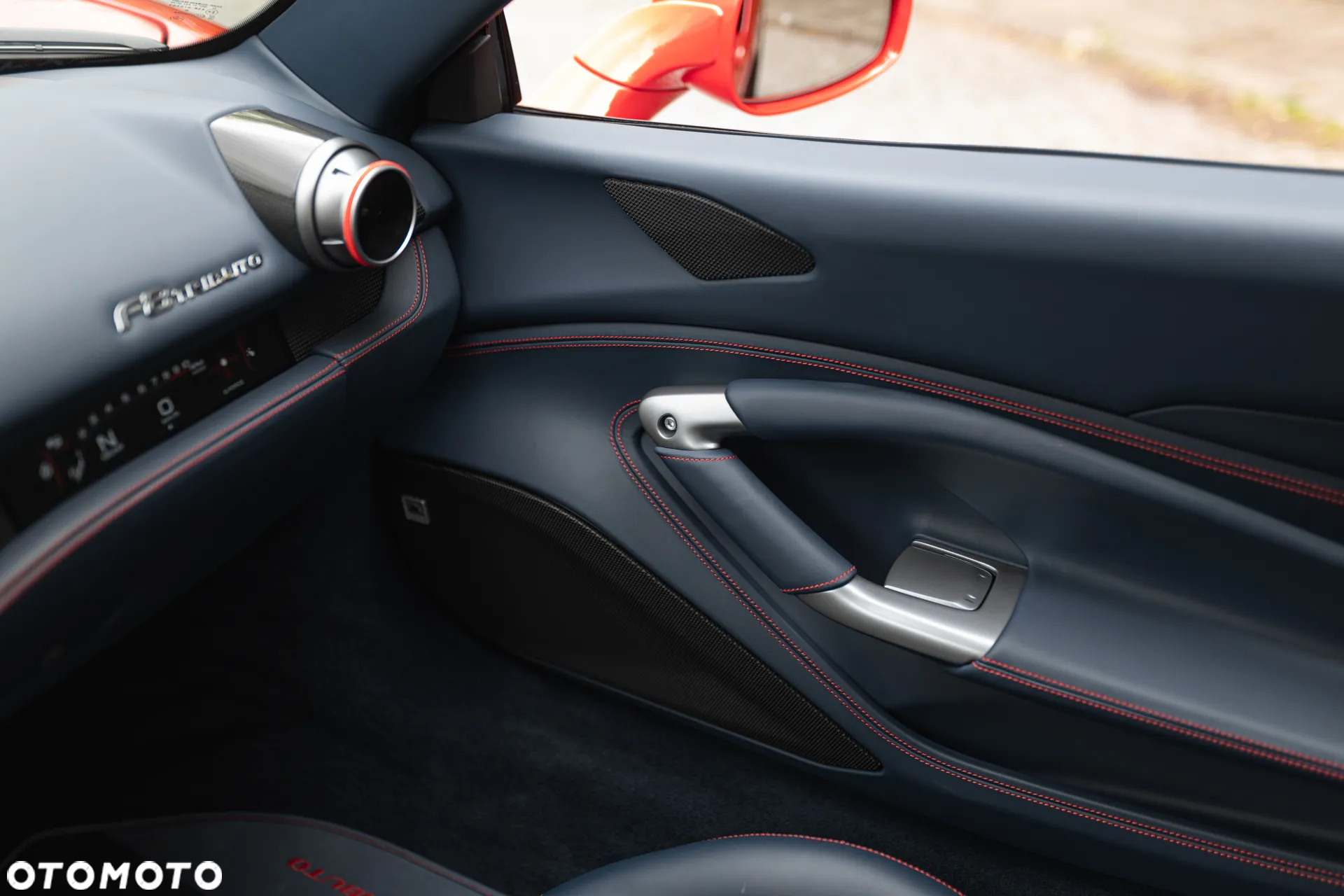 Ferrari F8 Tributo - 24