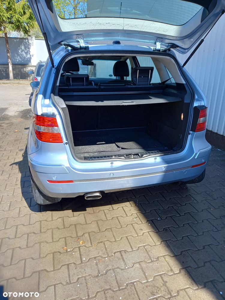 Mercedes-Benz Klasa B 200 CDI Autotronic - 12