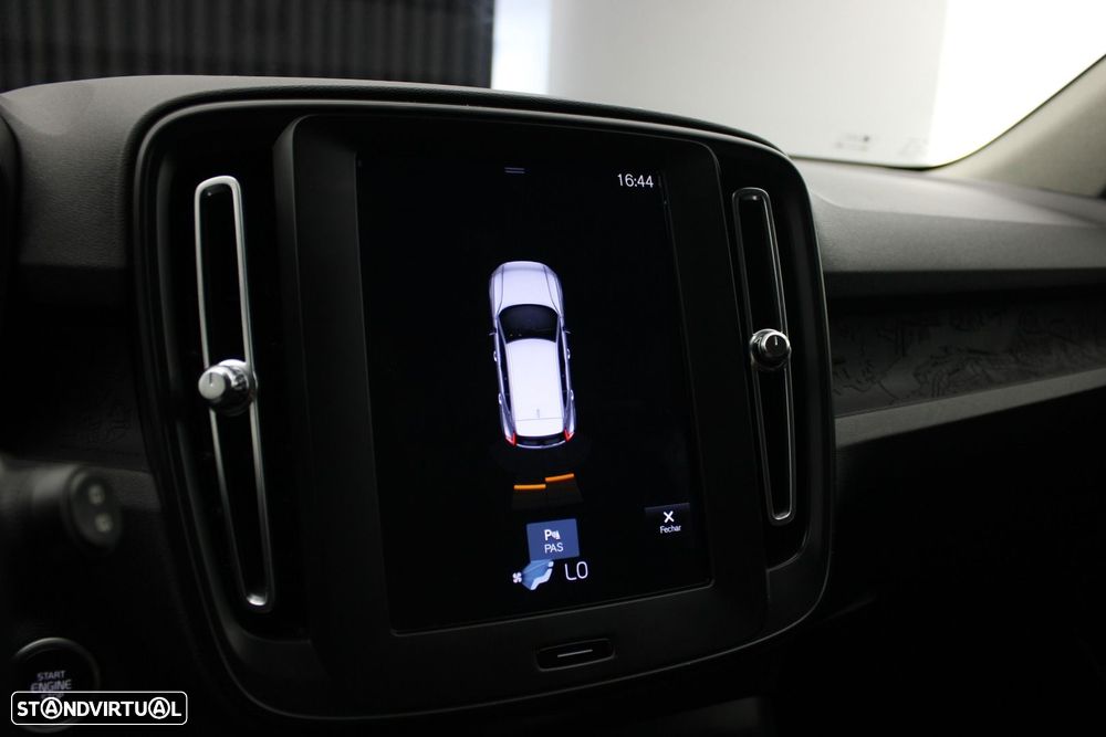 Volvo XC 40 1.5 T2 Momentum Core - 20