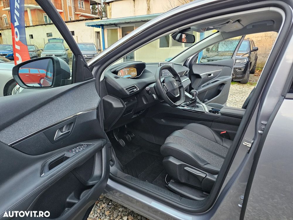 Peugeot 3008 - 17