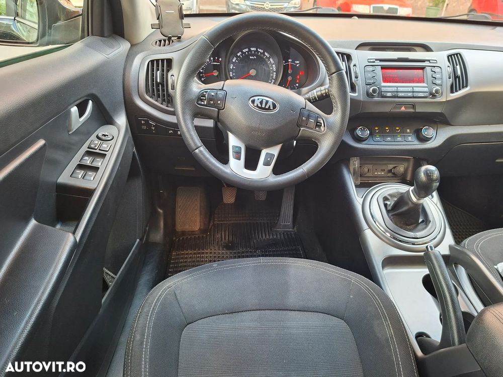 Kia Sportage 1.6 GSL MT 4x2 CLASSIC - 15