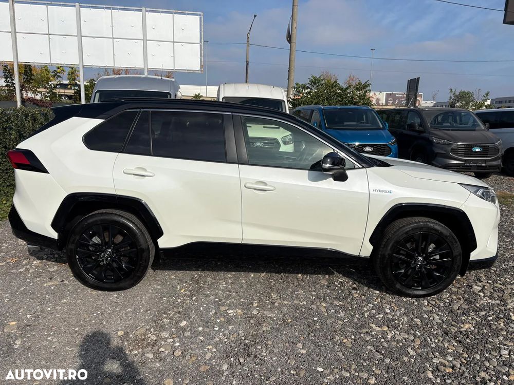 Toyota RAV4 - 9