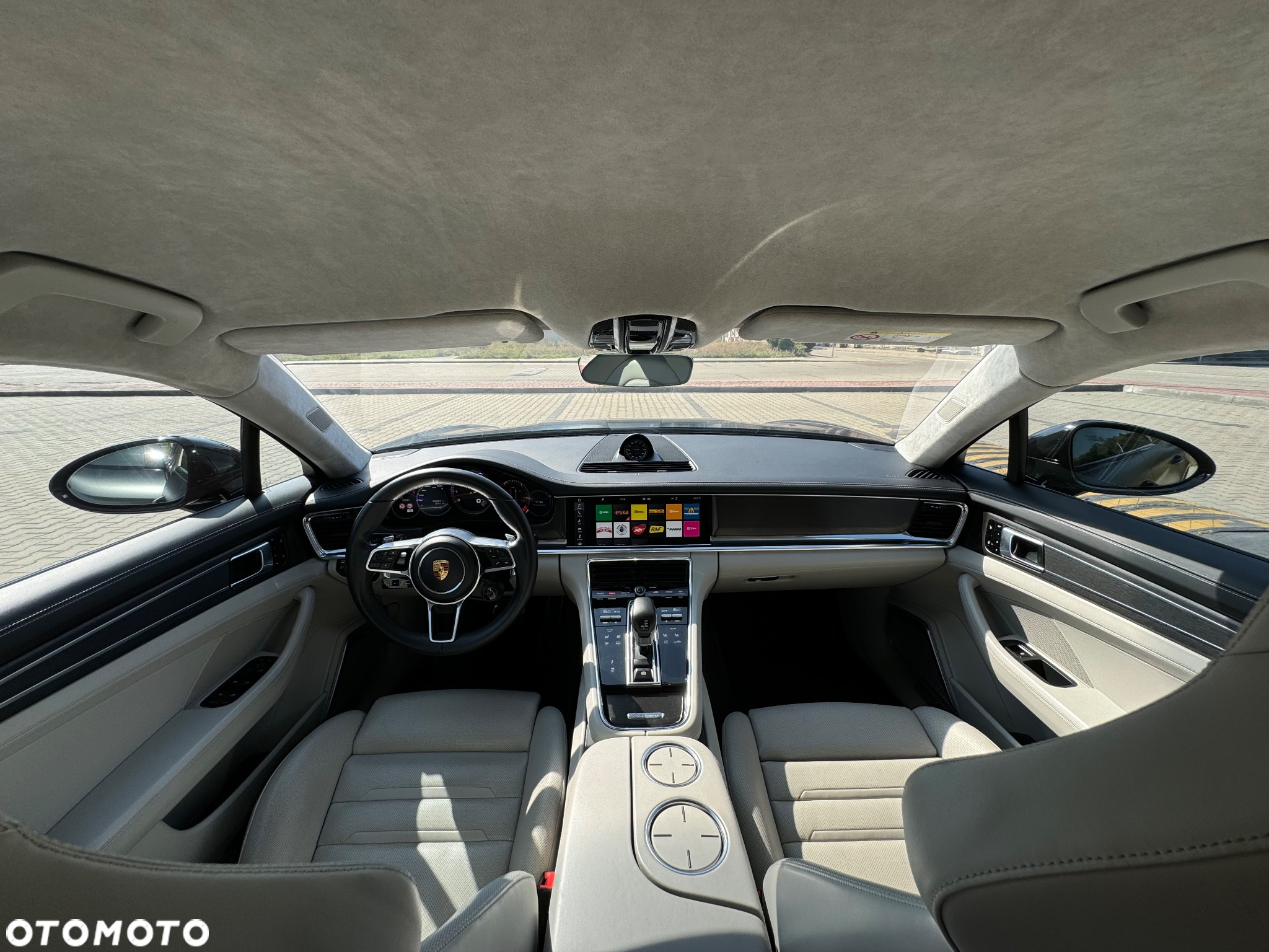 Porsche Panamera Turbo - 23