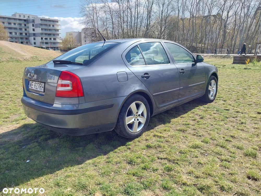 Skoda Octavia 1.6 Active - 8