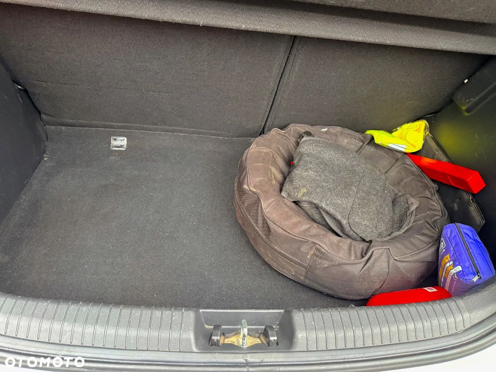 Hyundai i20 1.25 Classic + - 17