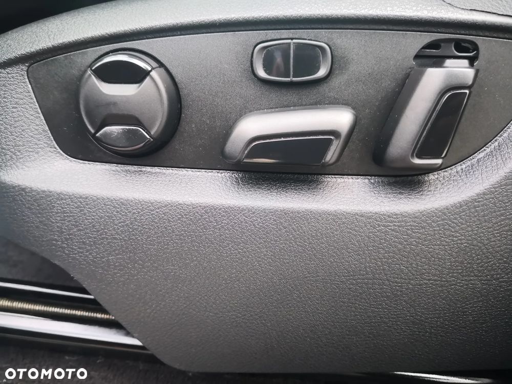 Volkswagen Touareg 4.2 V8 TDI DPF Automatik Exclusive - 24