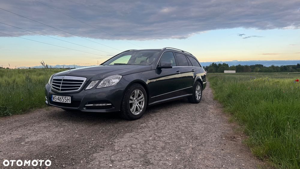 Mercedes-Benz Klasa E 250 CGI BlueEff Avantgarde - 4