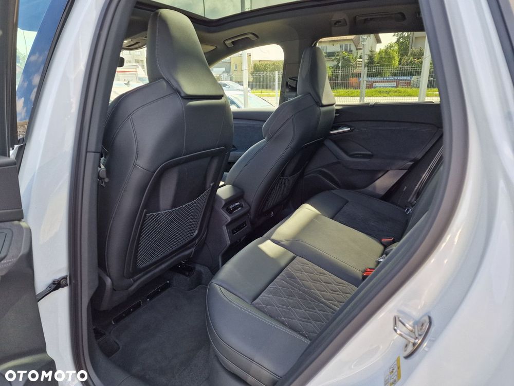 Audi Q6 e-tron - 13