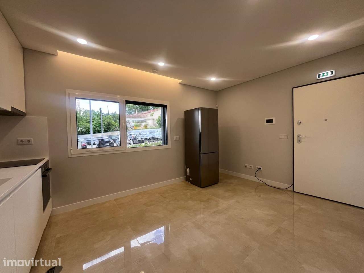 Atelier com kitchenette Totalmente Equipada - Viseu - Grande imagem: 2/7