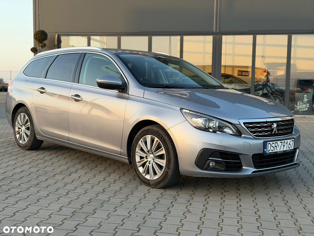 Peugeot 308 BlueHDi 130 Stop & Start Allure Pack - 2
