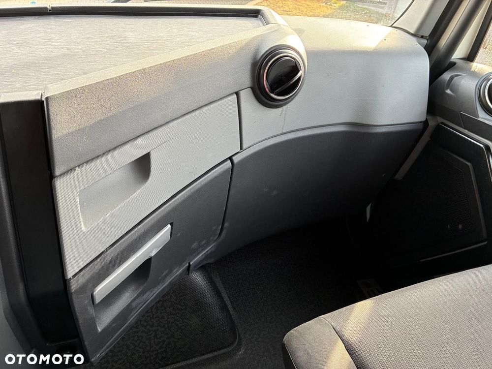 Renault T480 HIGH SLEEPER CAB - 19