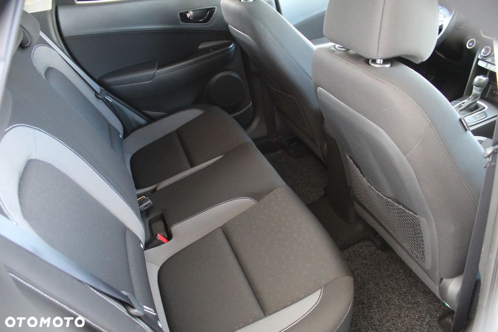 Hyundai Kona 1.6 GDI Hybrid Style DCT - 12