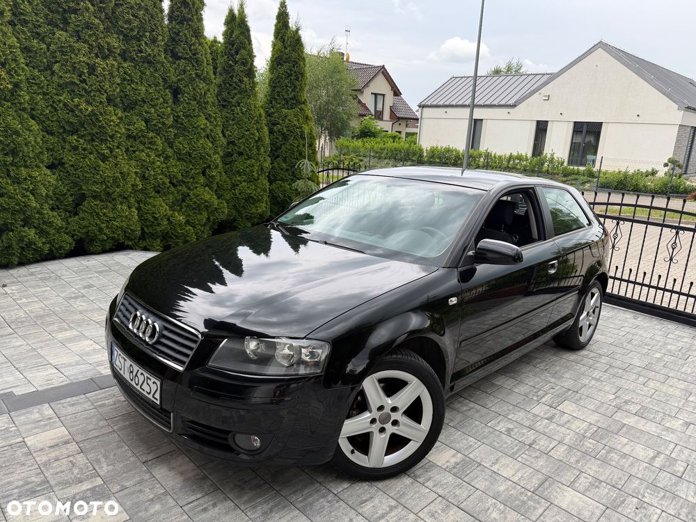 Audi A3 3-drzwiowe 1.6 FSI Ambiente - 3