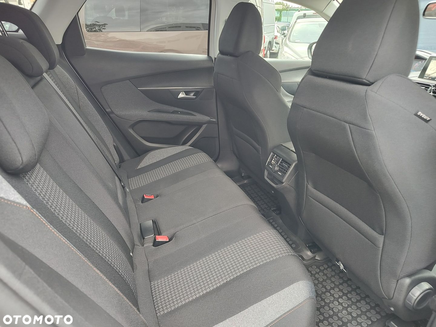 Peugeot 3008 1.2 PureTech Active - 9