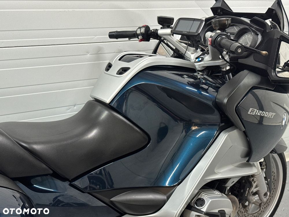BMW R - 8