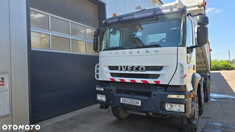 Iveco Trakker 410 8x4 - 6