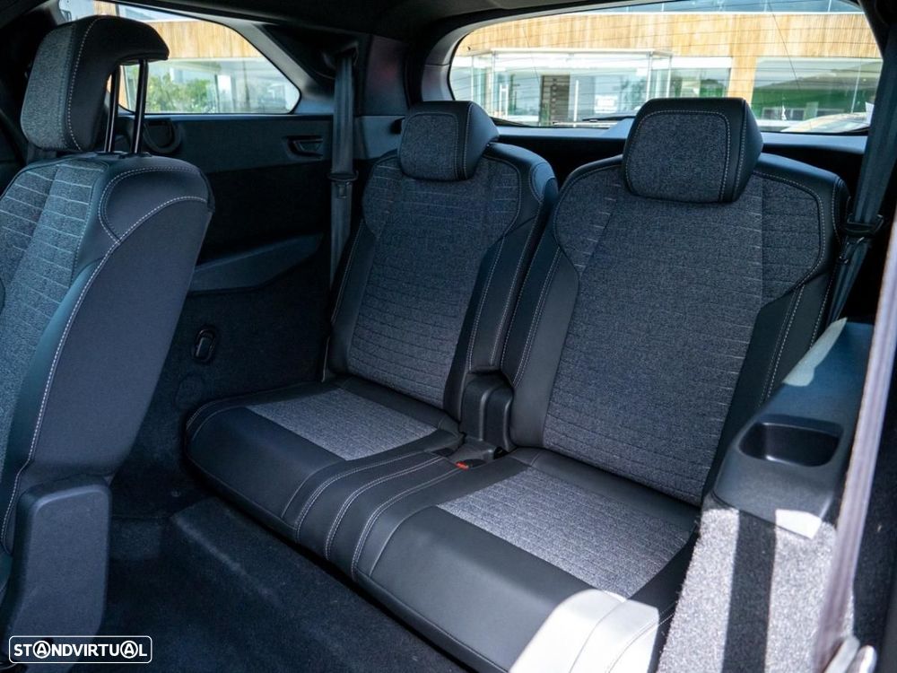 Peugeot E-5008 73 kWh Allure - 23