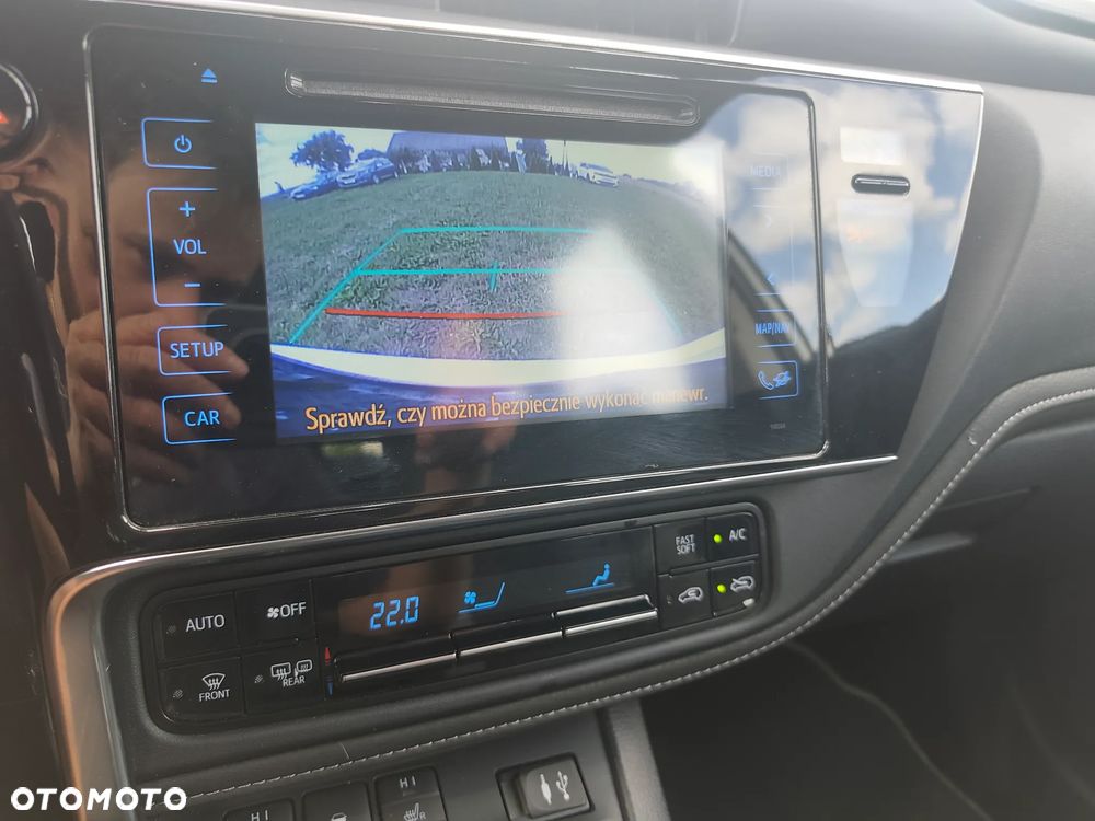 Toyota Auris - 17