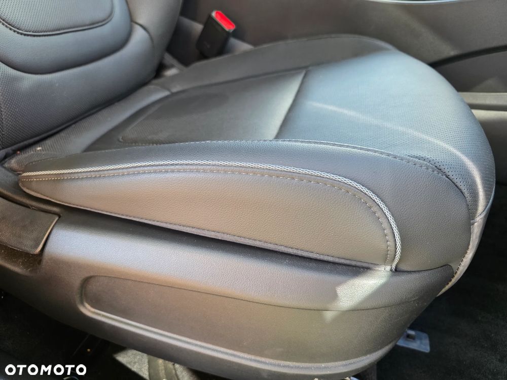 Hyundai Santa Cruz - 40