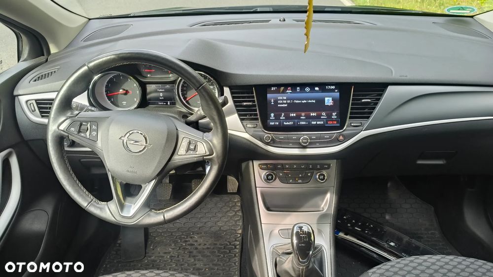 Opel Astra 1.4 Turbo Edition - 9