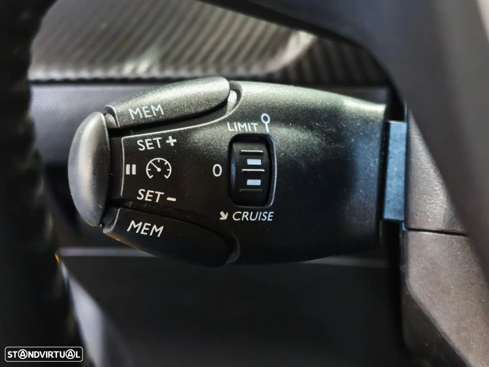 Peugeot 208 1.2 PureTech Active Pack - 14